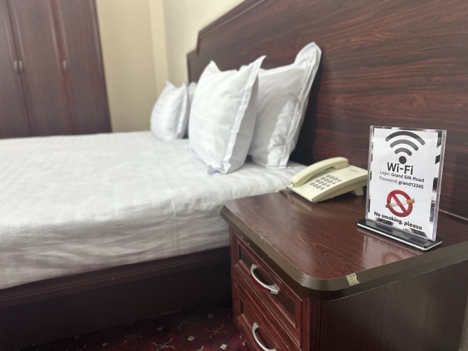 Grand Silk Road Hotel