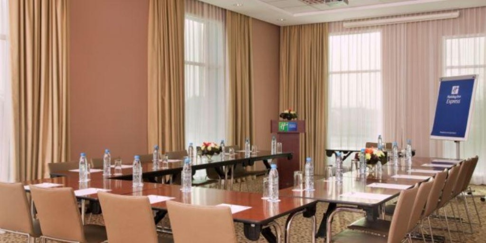 Holiday Inn Express Dubai Jumeirah photo 18