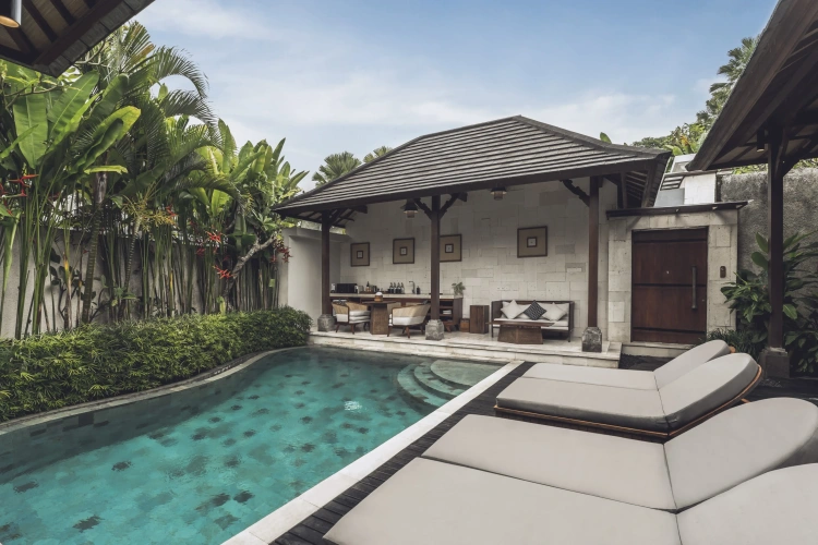 2 Bedrooms Royal Villa with pool view