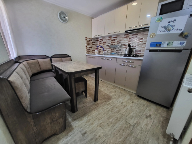 Giorgi Apartment 2, Apartments