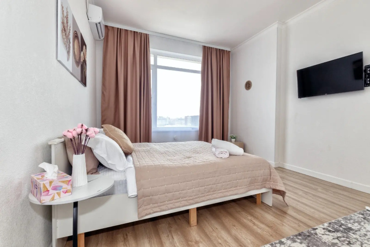 Evro2 v Samom Serdtse Stolitsy Flat