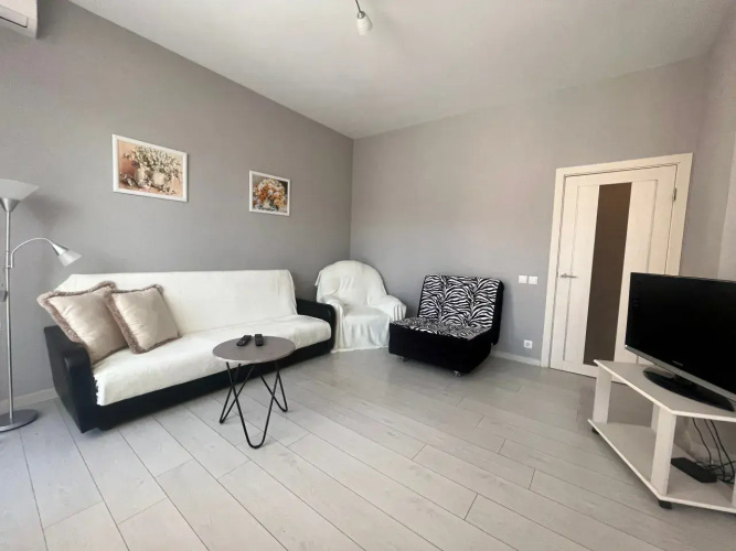 Vozle Tsuma, Metro Ploschad Kolasa Apartments