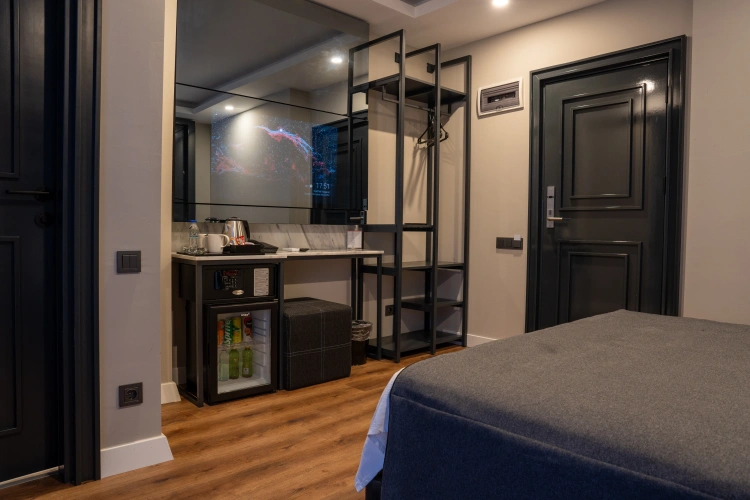 Economy Double Basement room