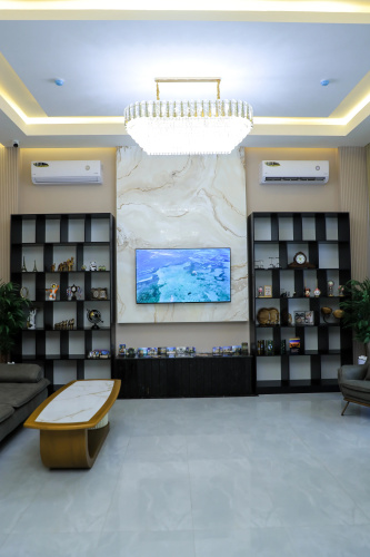 Rich Land Hotel