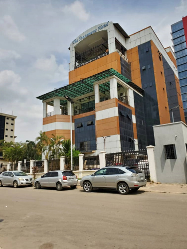 Statement Suites Hotel