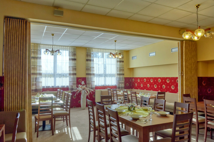Alf Hotel