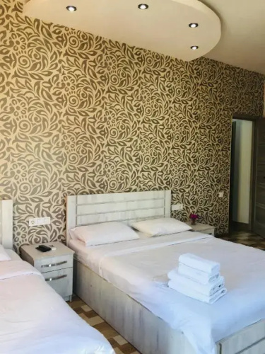 New Royal Hotel