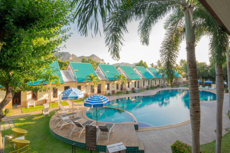 The Green Beach Resort