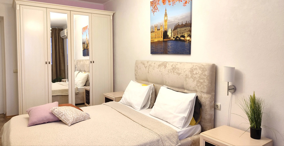 Фотография номера квартиры Квартира Уютная 3х комнатная в центре Омска