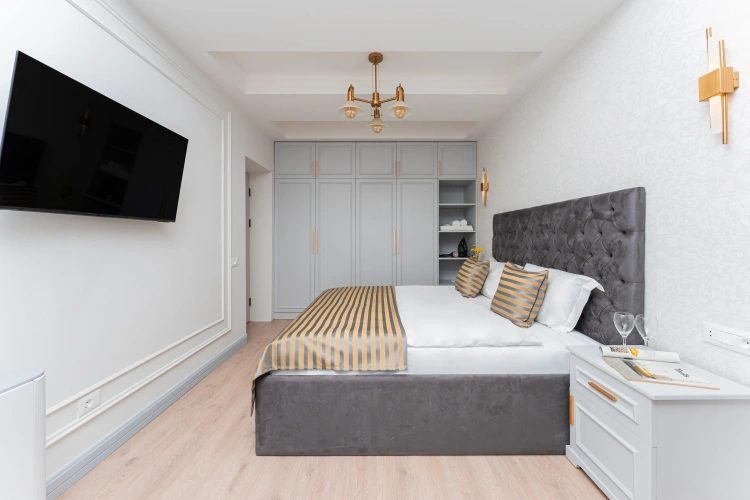 1 Bedroom Double Apartment with balcony and with view