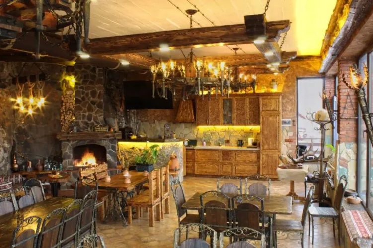 Riverside Inn Hotel