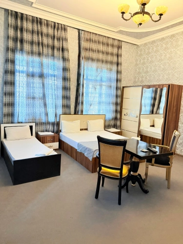 Standard Triple room