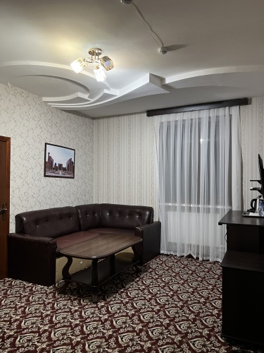 Double Suite