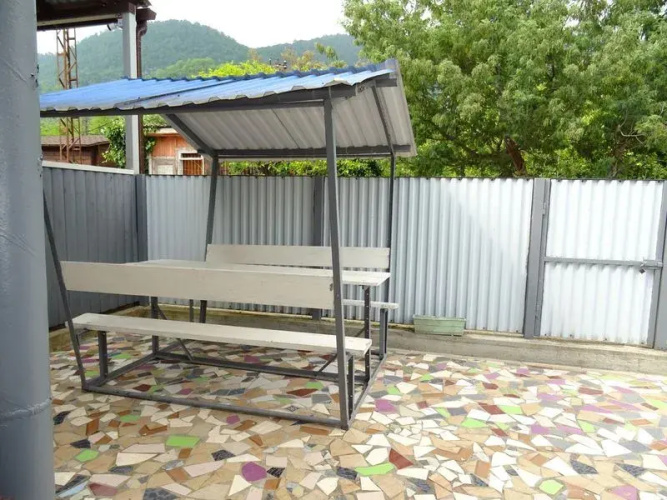 Dautiya Guest House