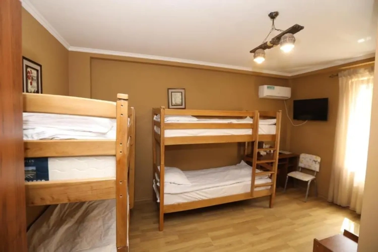 Economy Quadruple room
