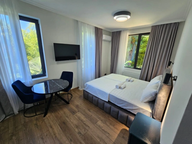 1 Bedroom Apartment with sea view