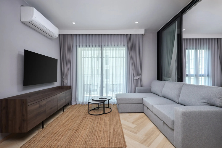 Title Legendary F406 Apartments