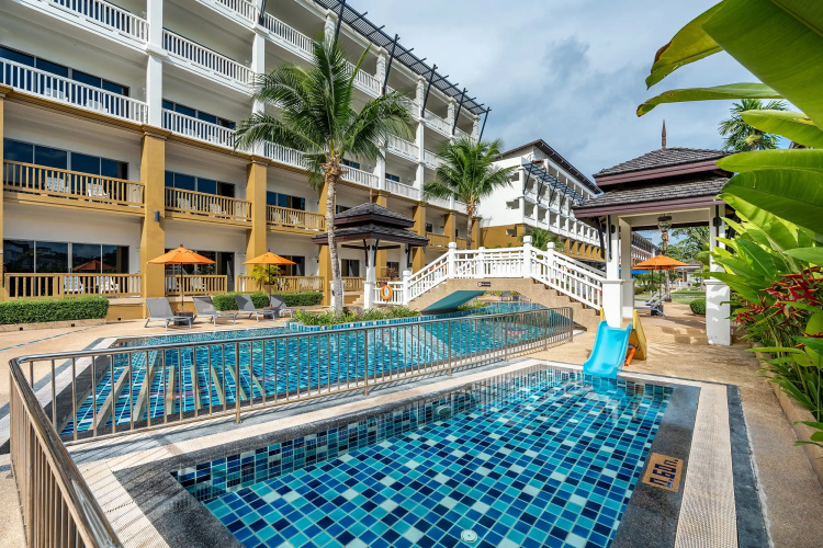 Kata Sea Breeze Resort