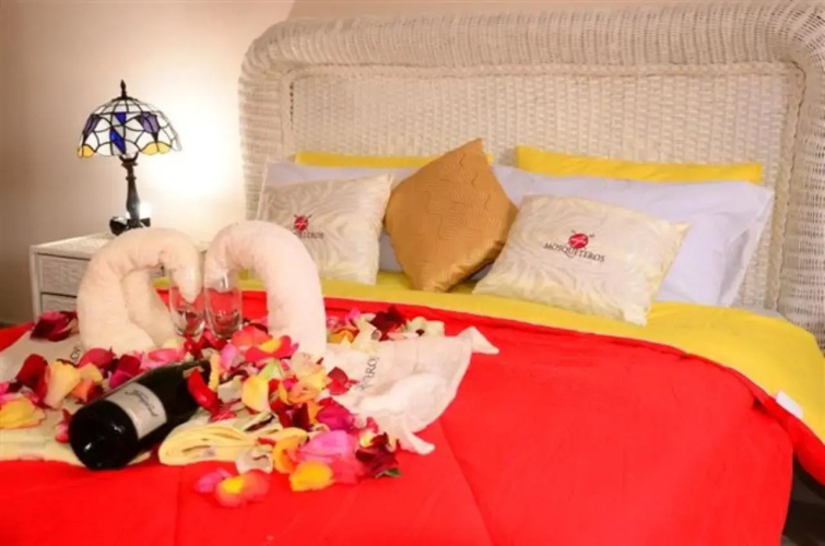 4 Mosqueteros Mini-Hotel