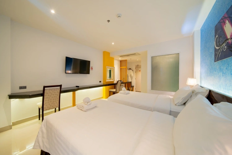 Deluxe Twin room