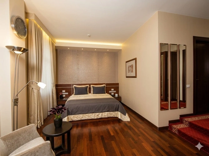 Deluxe Double room with view