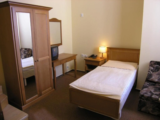 Standard Single room with city view