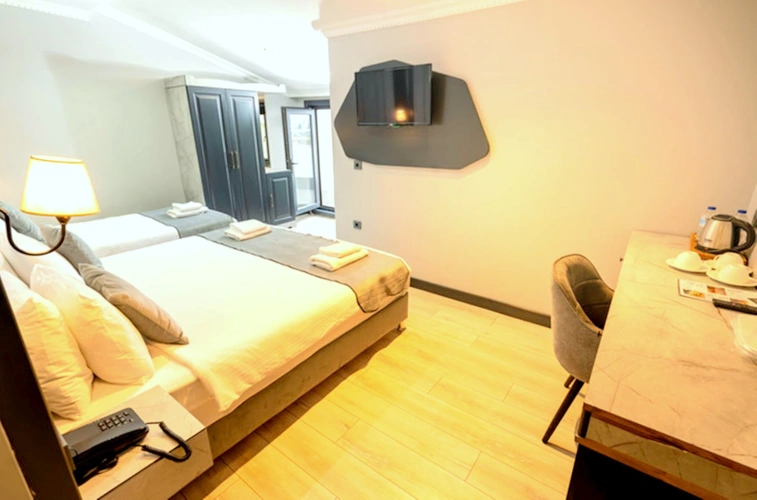 Premium Triple room