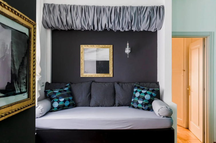 Gallery Spanish Steps Flat
