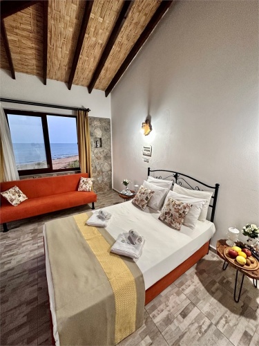 1 Bedroom Superior room with balcony and with view