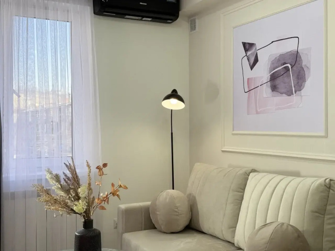 New Trendy 1Bd Apt, Unbeatable Location Flat
