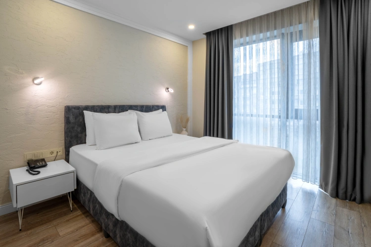 Standard room with city view