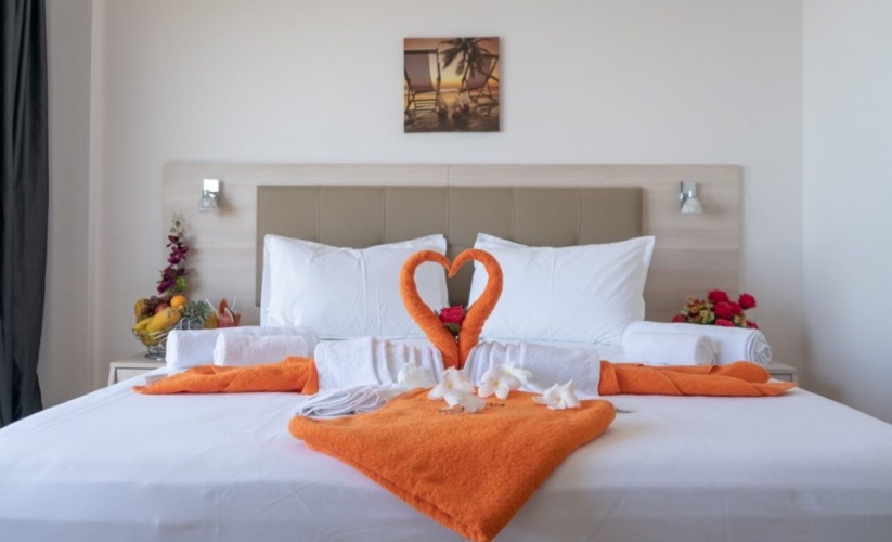 Deluxe Double room with balcony and with sea view