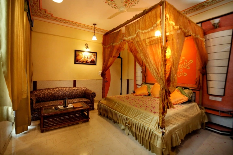 Suite with balcony
