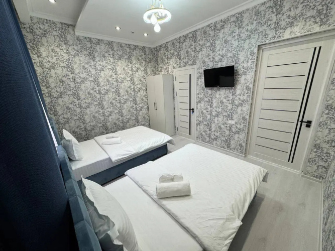 Emirate Plaza Hotel