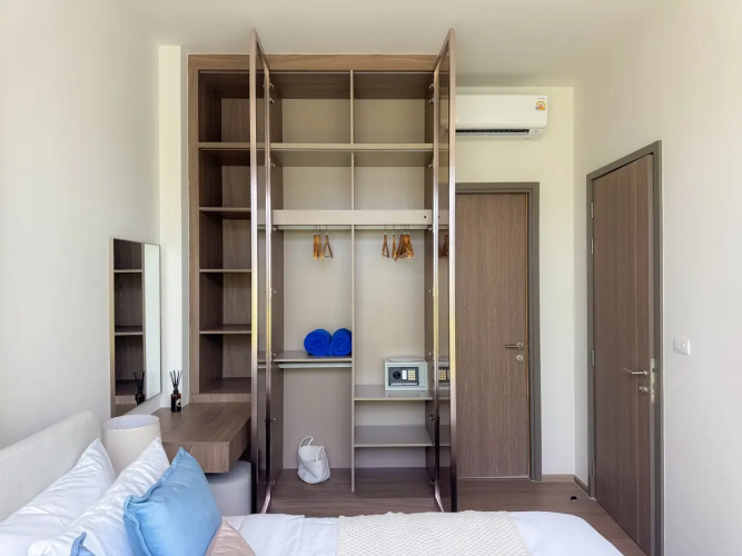 Lovely 2 Bdr Canvas BangTao Flat