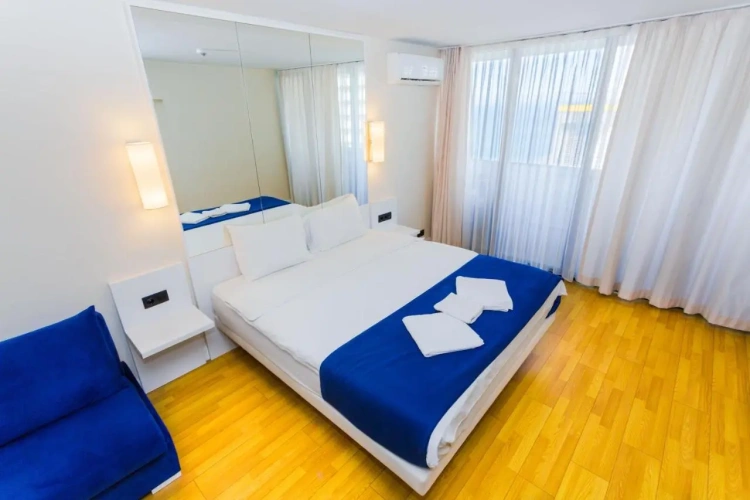 Superior Triple room with balcony and with sea view