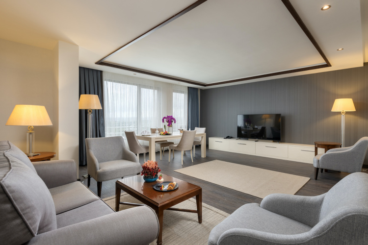 King Double Suite Room