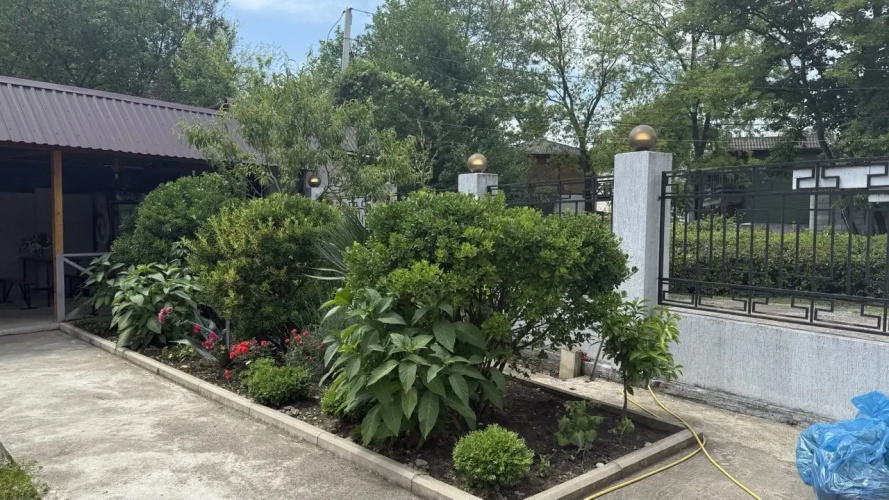 Amza Hotel
