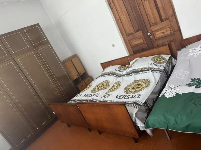 Bez Khozyaev Private house