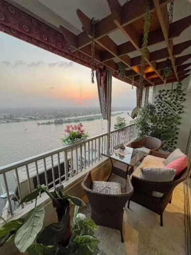 Luxury Nile View 23F Sleeps 5 Apartments