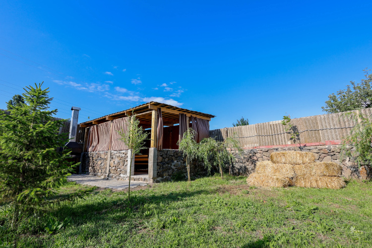 Guest house Native Hatis Mount Eco Resort