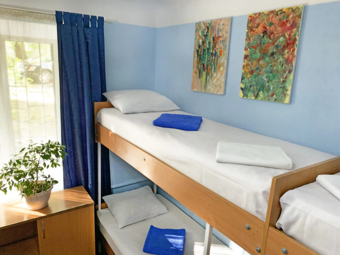 AllaHouse Hostel