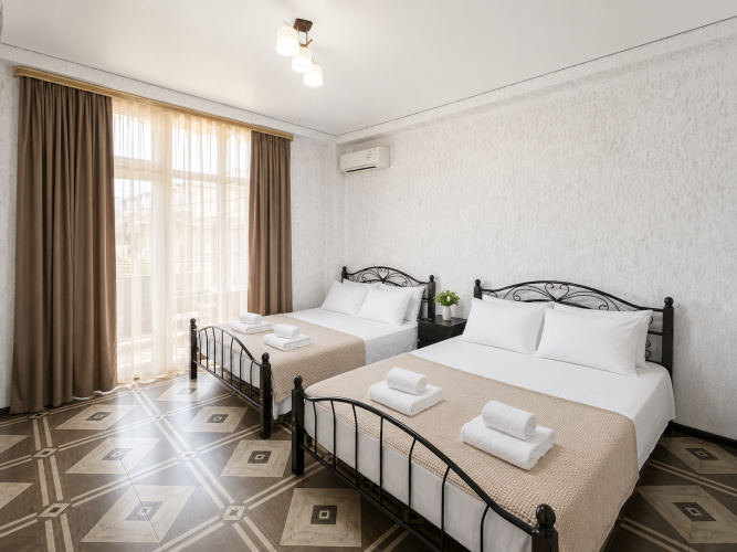 Standard Quadruple room