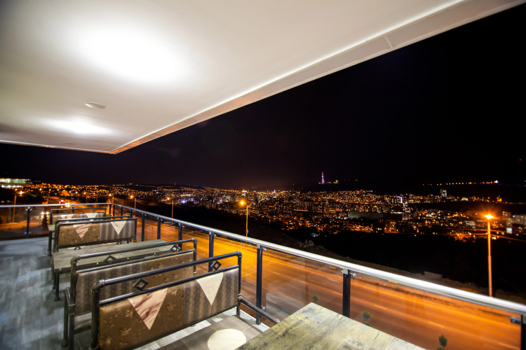 Lisi Hills Hotel