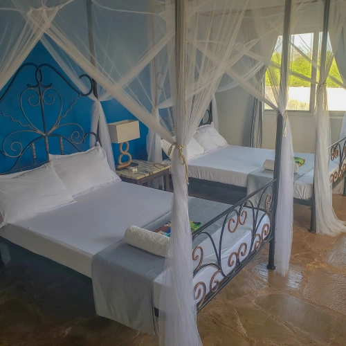 3 Bedrooms Villa with balcony