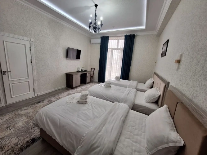 Classic Triple room with balcony and with view