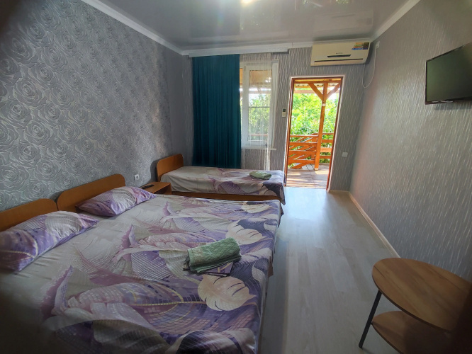 Emiliya Guest House