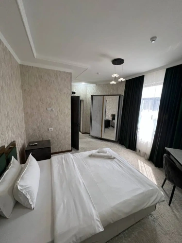 Standard Double room with city view