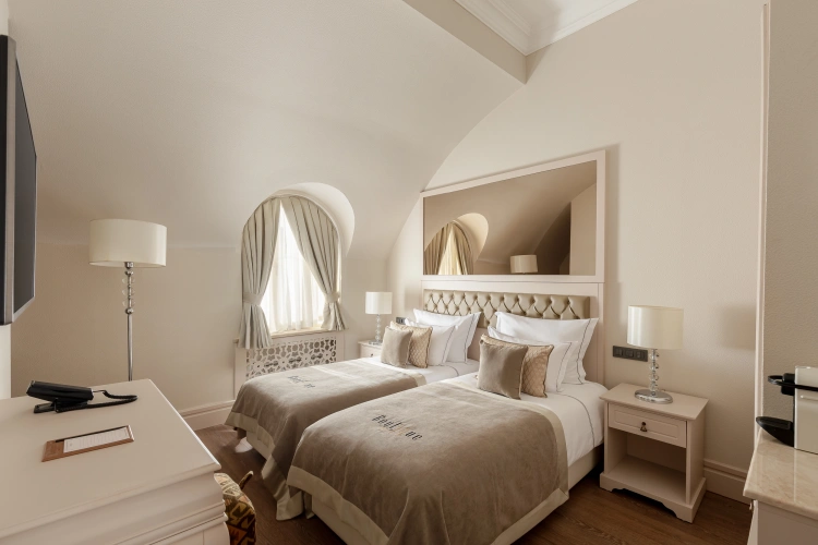 Classic Twin room