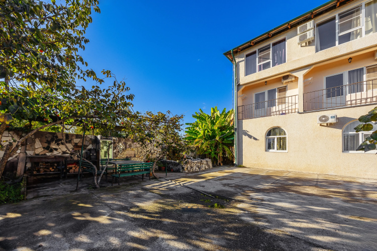 Edem Guest House